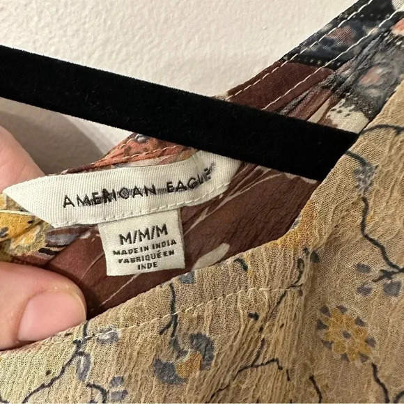 American Eagle Floral Long Sleeve Square Neck Tie Back Cutouts Size M NWOT - Picture 7 of 10